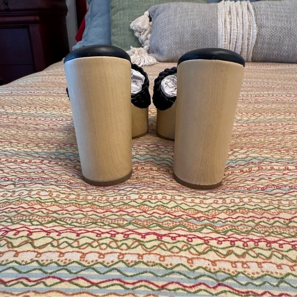 Franco Sarto Wendy Black Platform Shoes Woven Detail Comfort Sole Size 7 NWOT - Picture 3 of 8